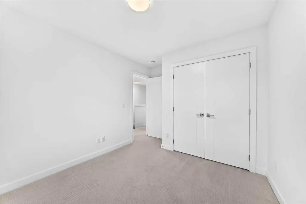 107 Cornerstone Path NE
