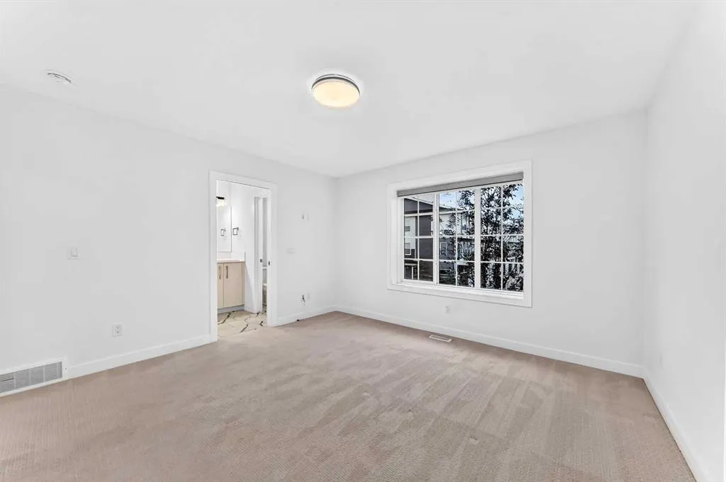 107 Cornerstone Path NE