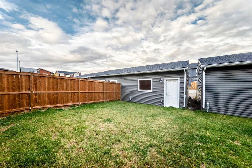 107 Cornerstone Path NE