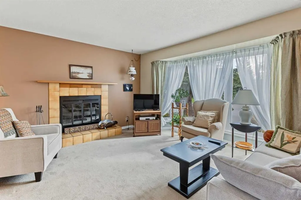 148 Marwood Circle NE