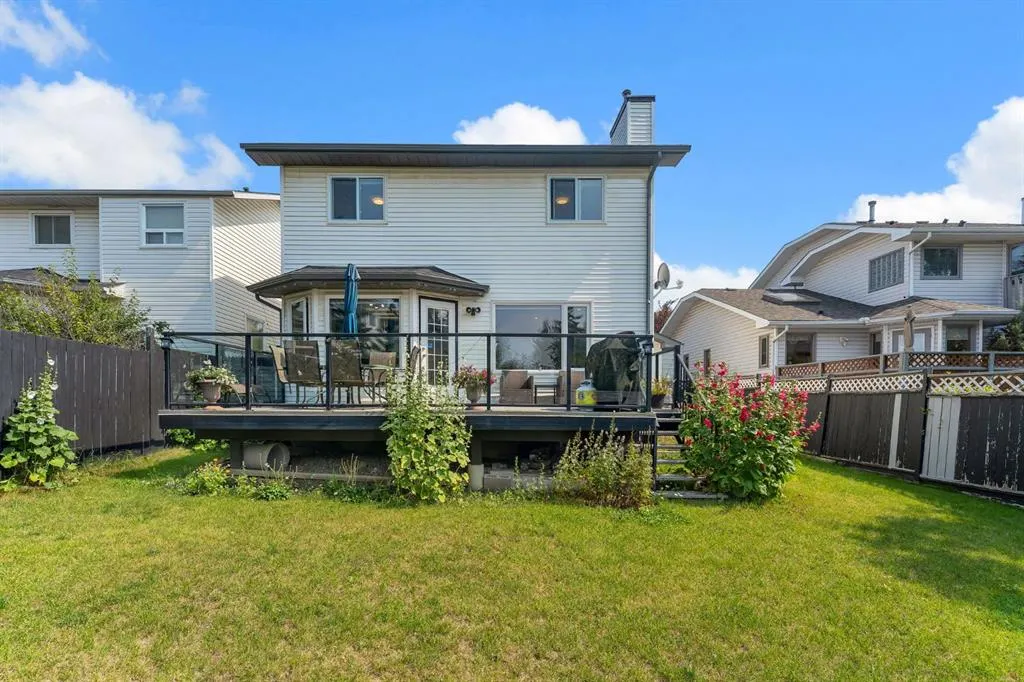 11 Arbour Summit Close NW