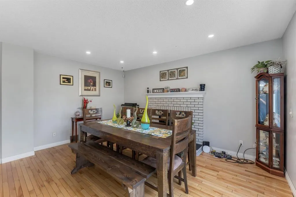 11 Arbour Summit Close NW