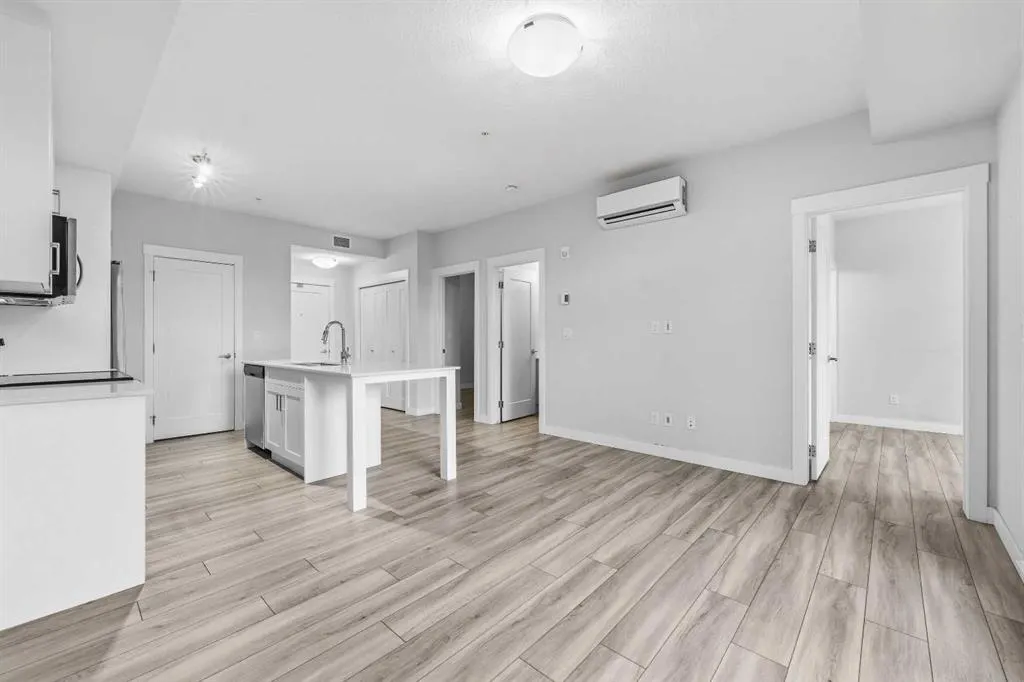 500 Auburn Meadows Common SE #107