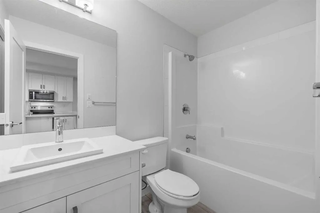 500 Auburn Meadows Common SE #107