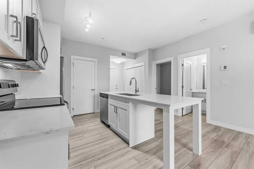 500 Auburn Meadows Common SE #107