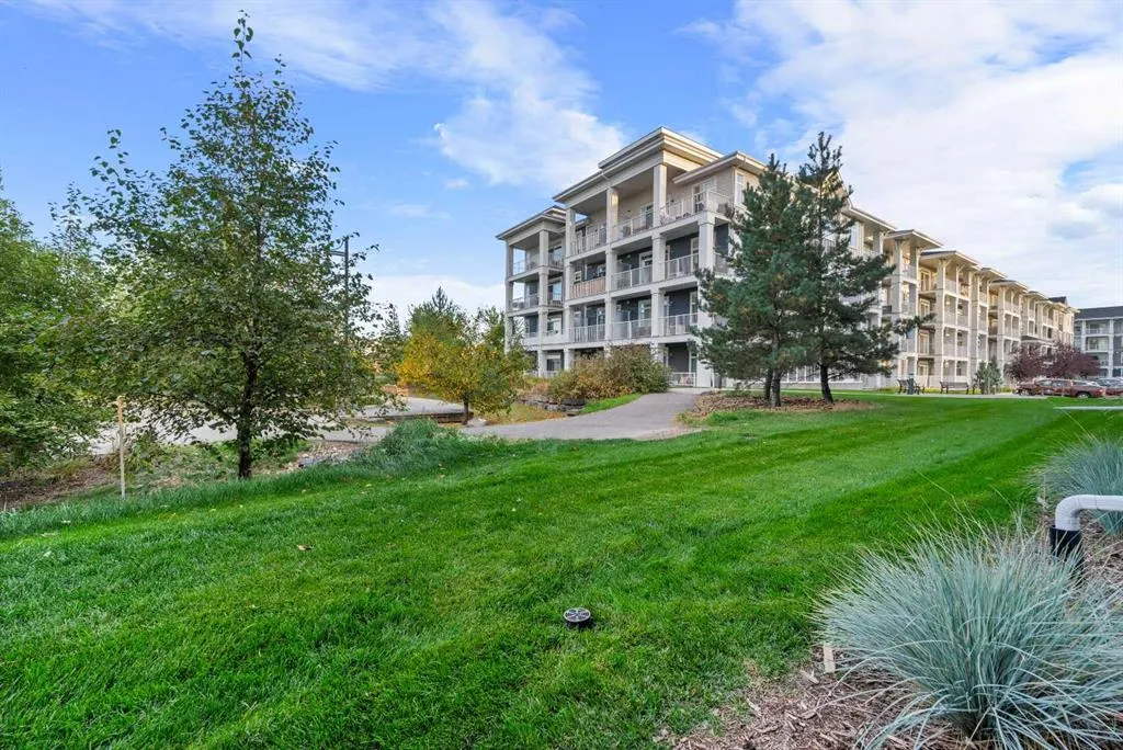 500 Auburn Meadows Common SE #107