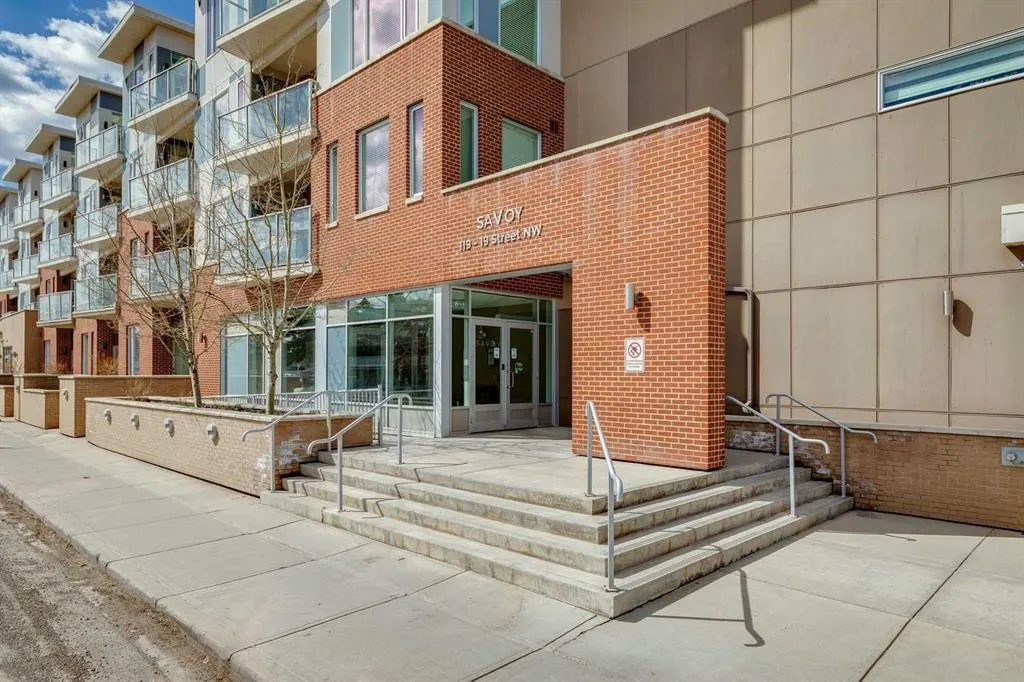 119 19 Street NW #209