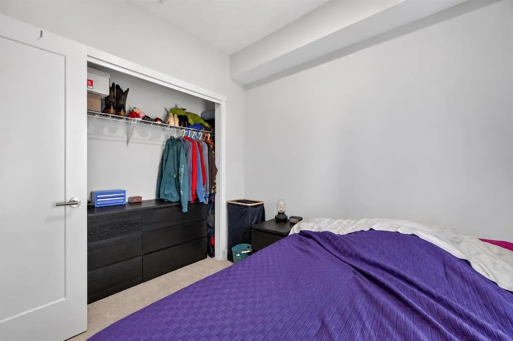 700 Shawnee Square SW #206