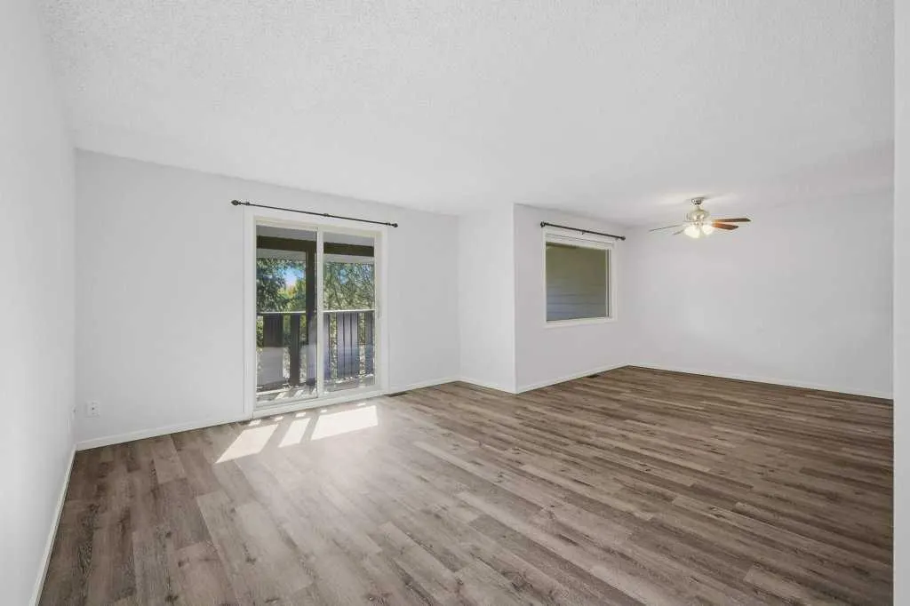 54 Bell Street #228
