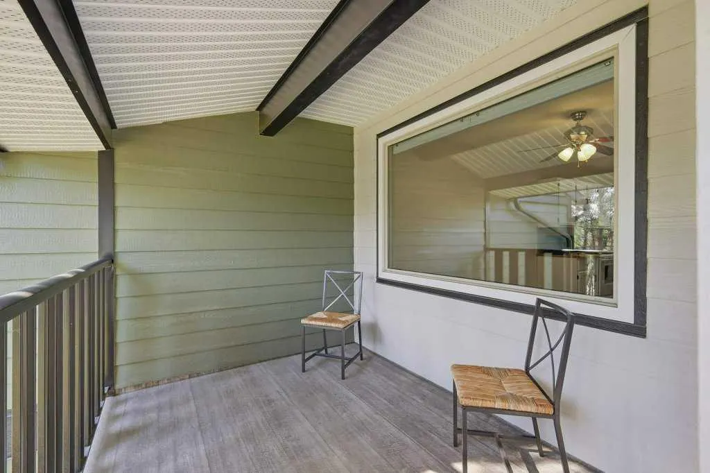 54 Bell Street #228
