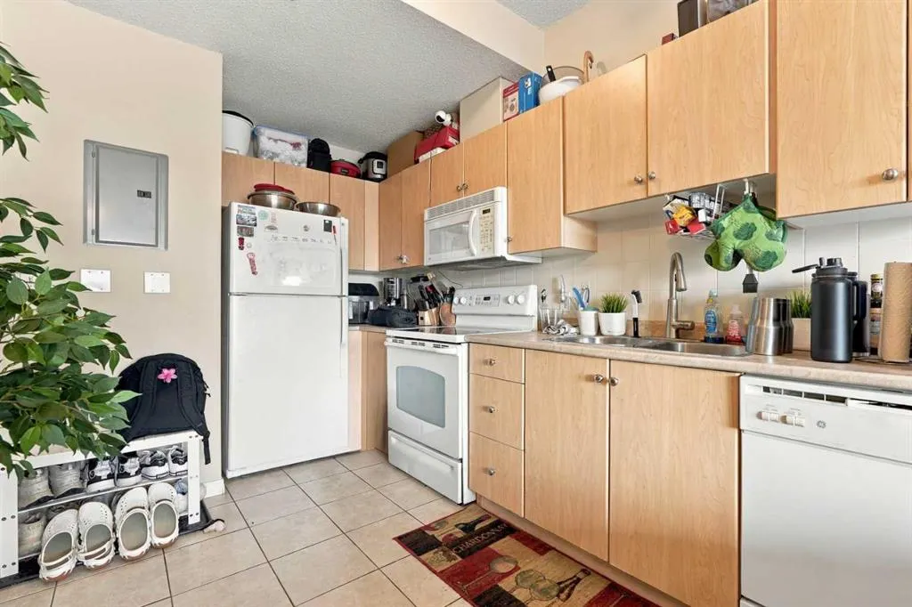 1053 10 Street SW #2014