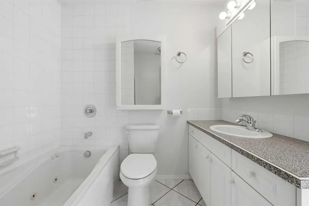 5330 47 Avenue #314