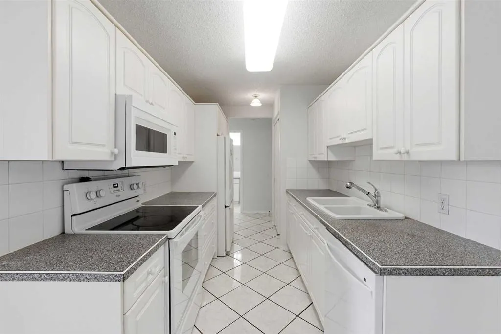 5330 47 Avenue #314