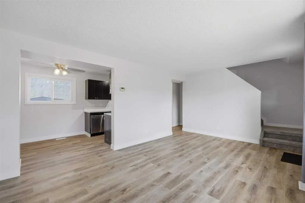 35 Nash Street #C1