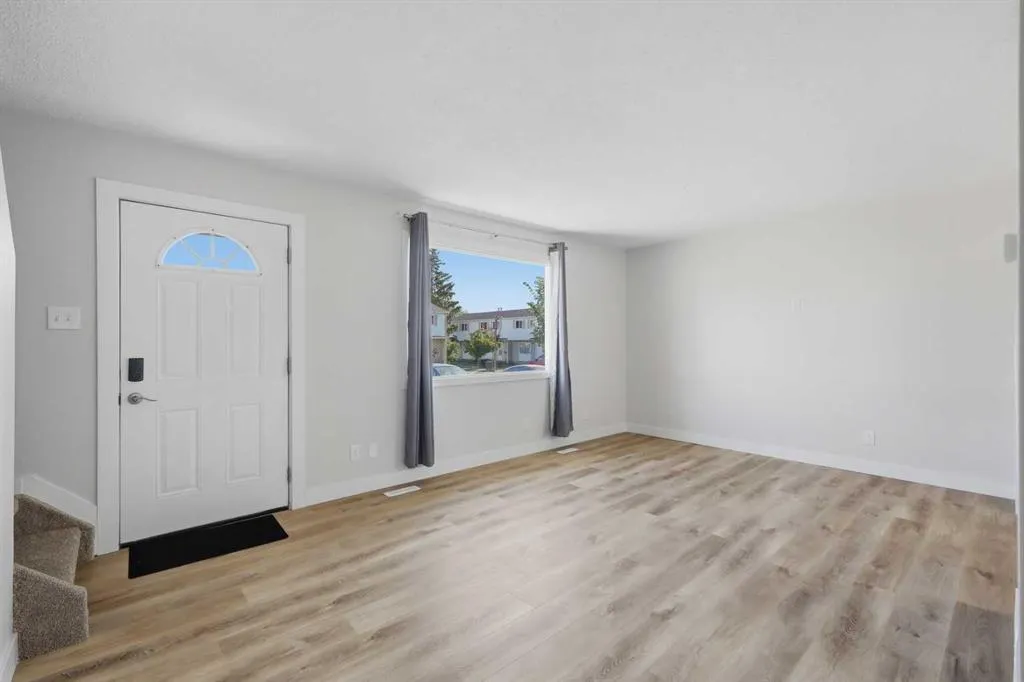 35 Nash Street #C1