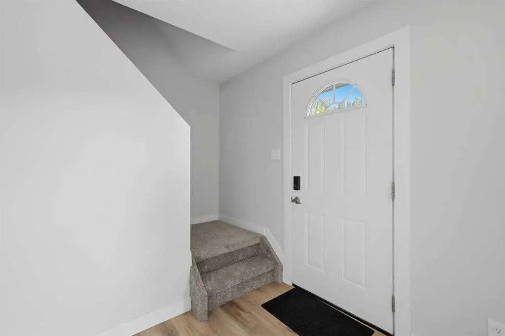 35 Nash Street #C1