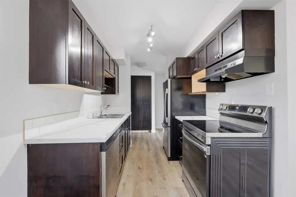 35 Nash Street #C1