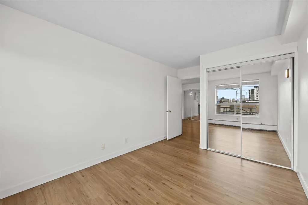 1334 12 Avenue SW #208
