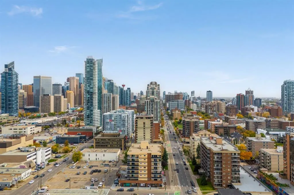 1334 12 Avenue SW #208