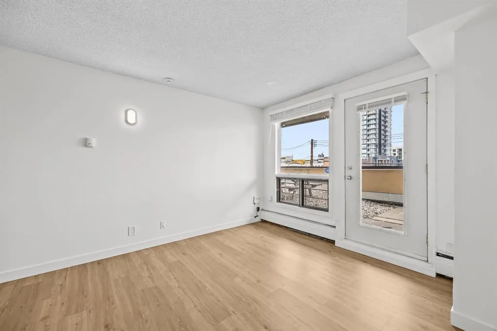 1334 12 Avenue SW #208