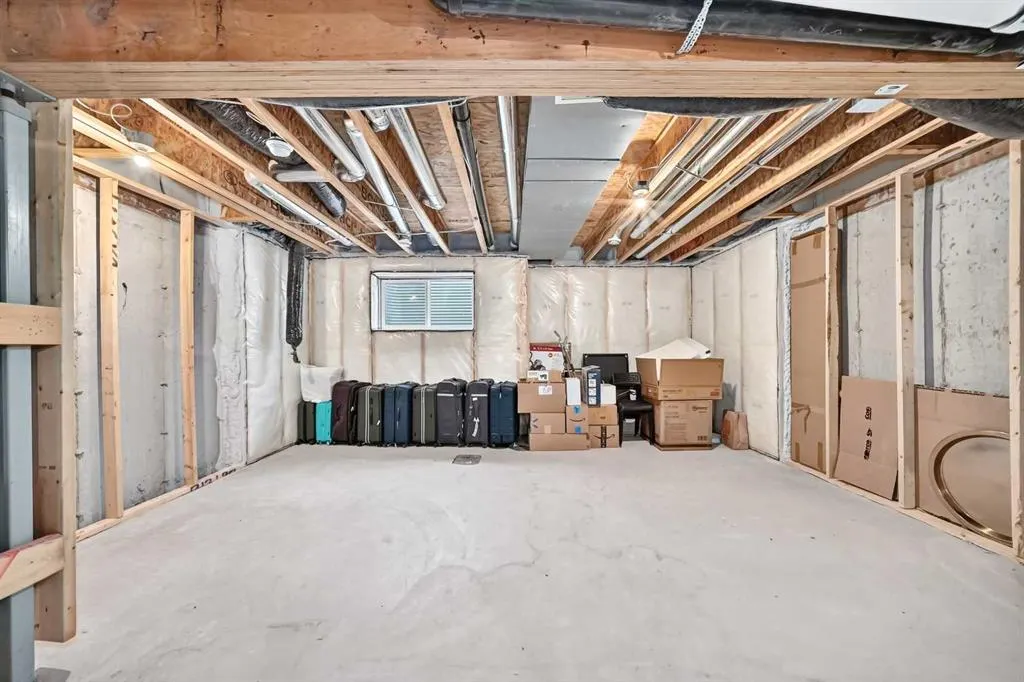 122 Yorkville Road SW