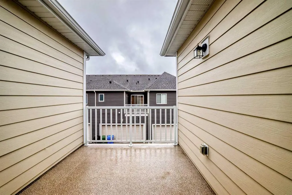 122 Yorkville Road SW