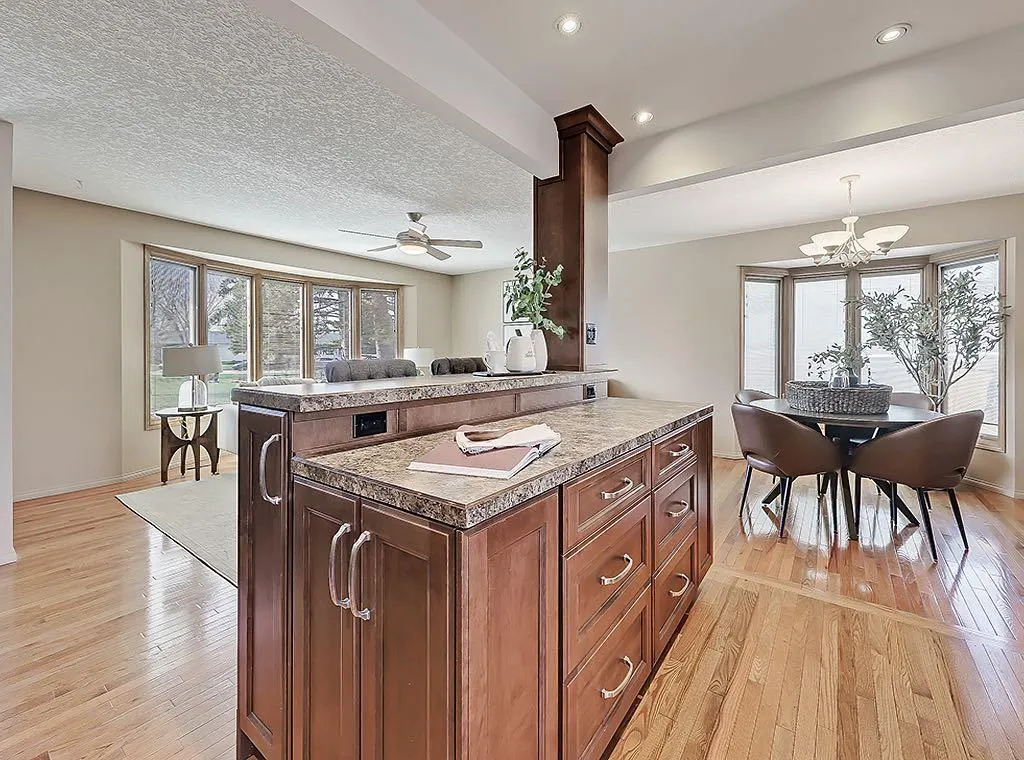 44 Granlea Place SW