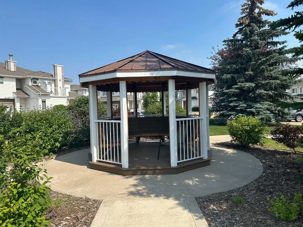 32 Daines Avenue #22D