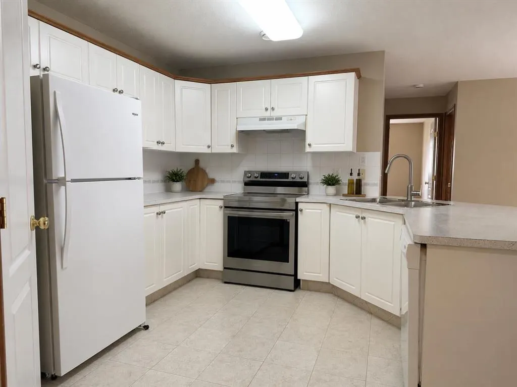 32 Daines Avenue #22D