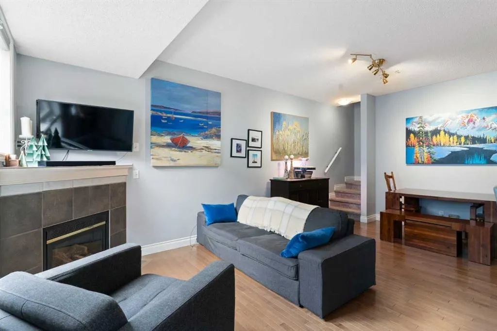 2001 34 Avenue SW #8
