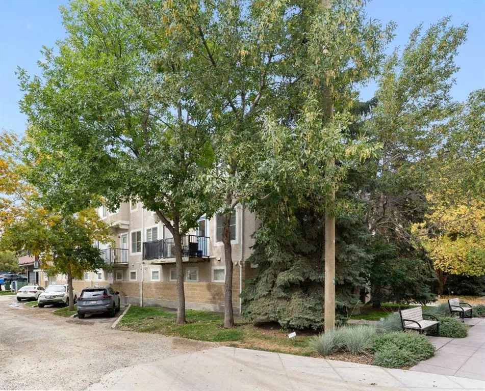 2001 34 Avenue SW #8