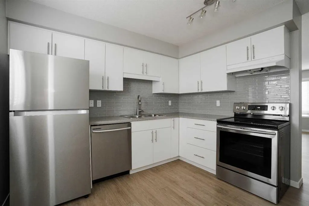 711 Beacon Hill Drive #37