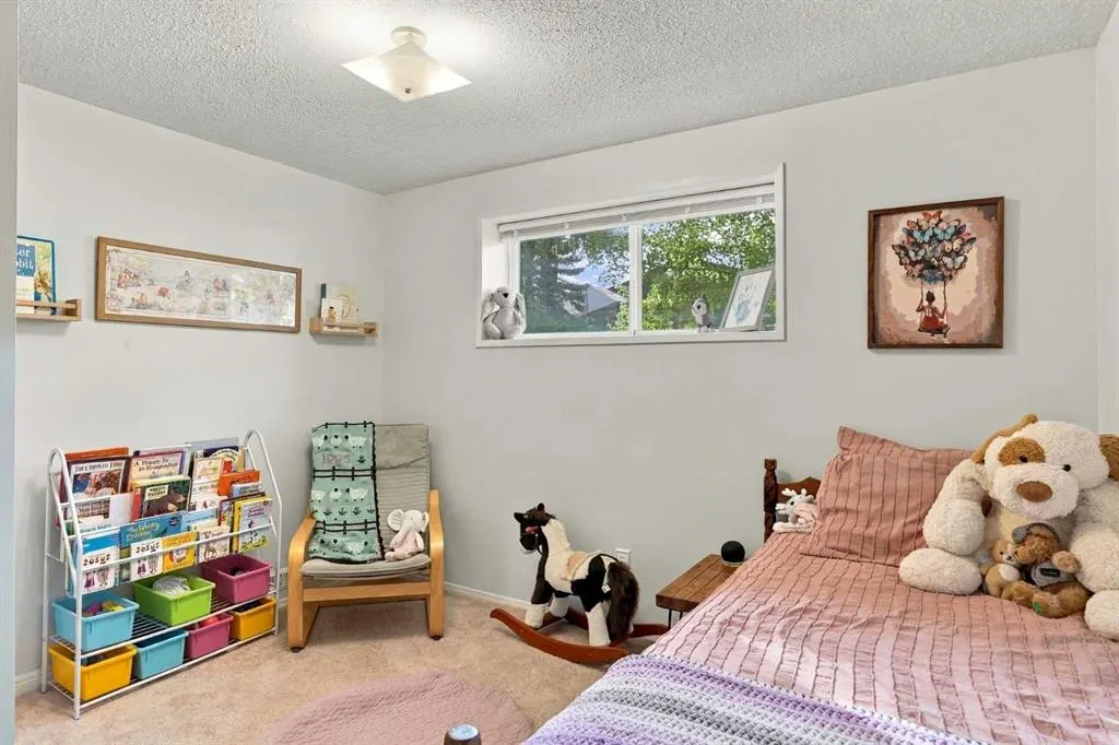256 Silverview Way NW