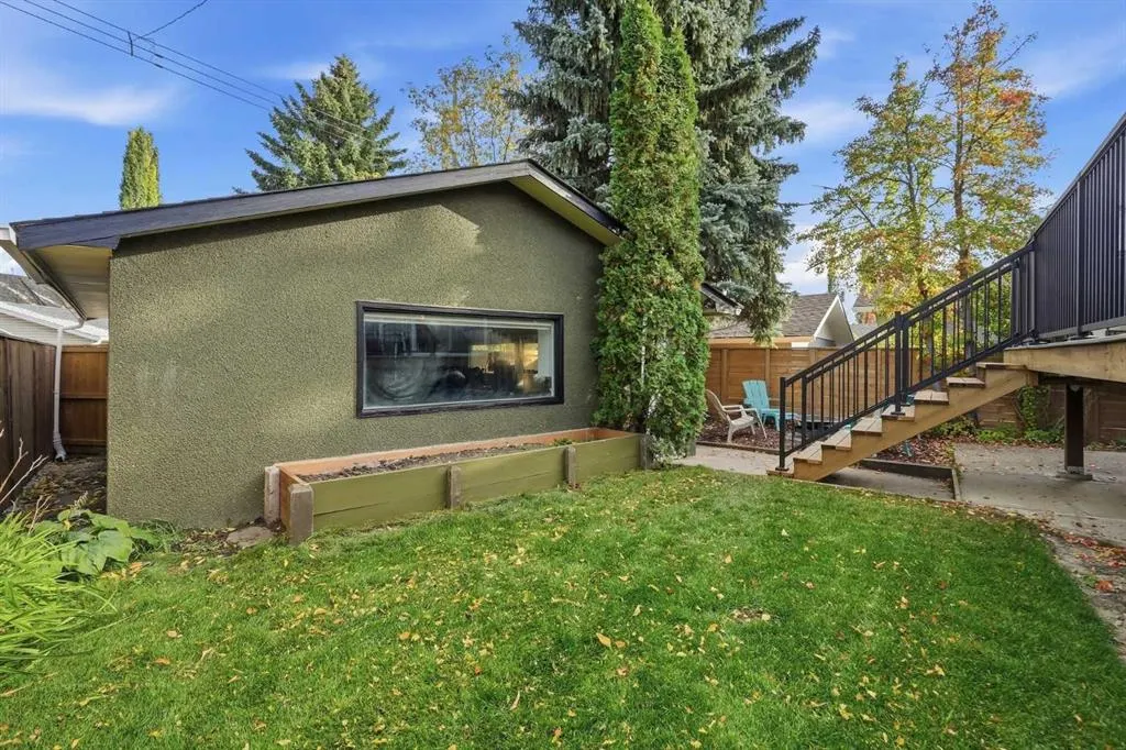 256 Silverview Way NW