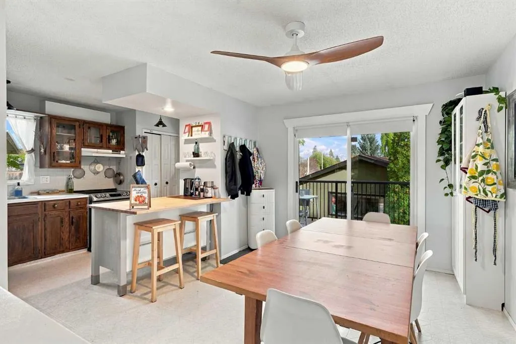 256 Silverview Way NW