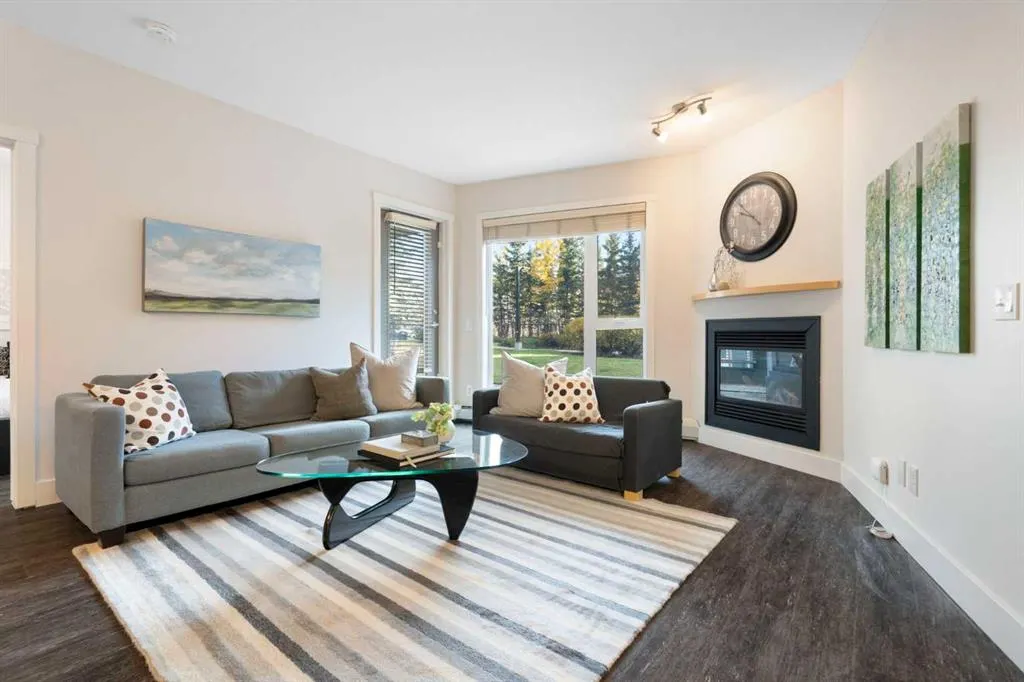 69 Springborough Court SW #127