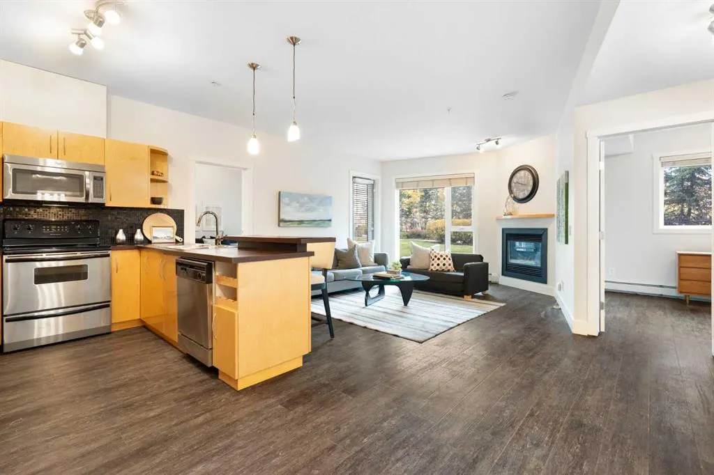 69 Springborough Court SW #127