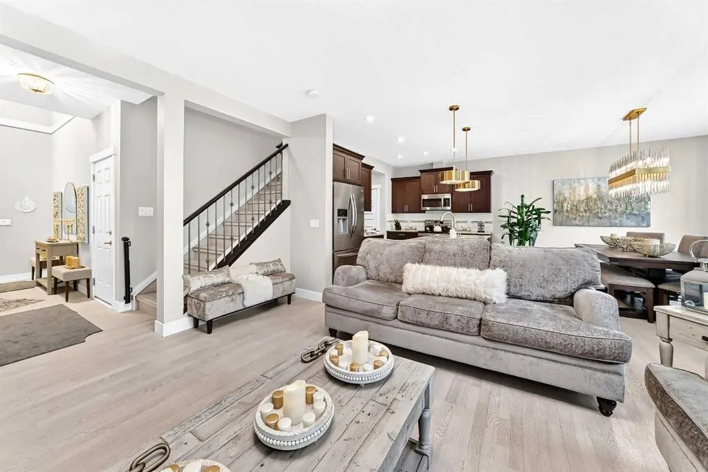 110 Coopers Common SW #901