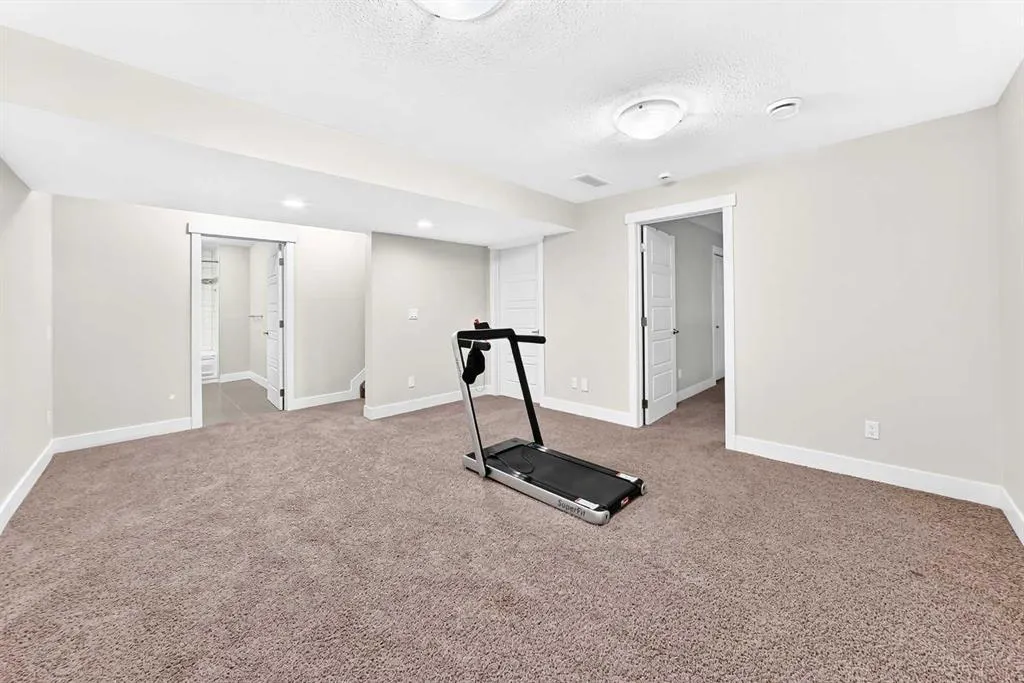 110 Coopers Common SW #901