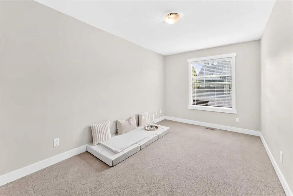 110 Coopers Common SW #901