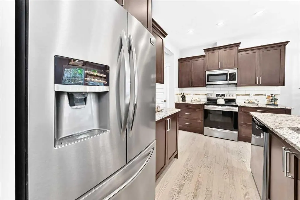 110 Coopers Common SW #901