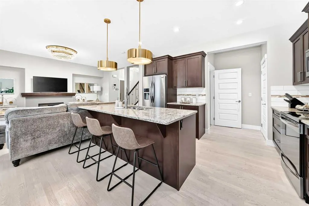 110 Coopers Common SW #901