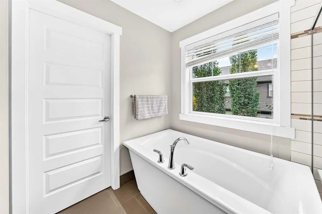 110 Coopers Common SW #901