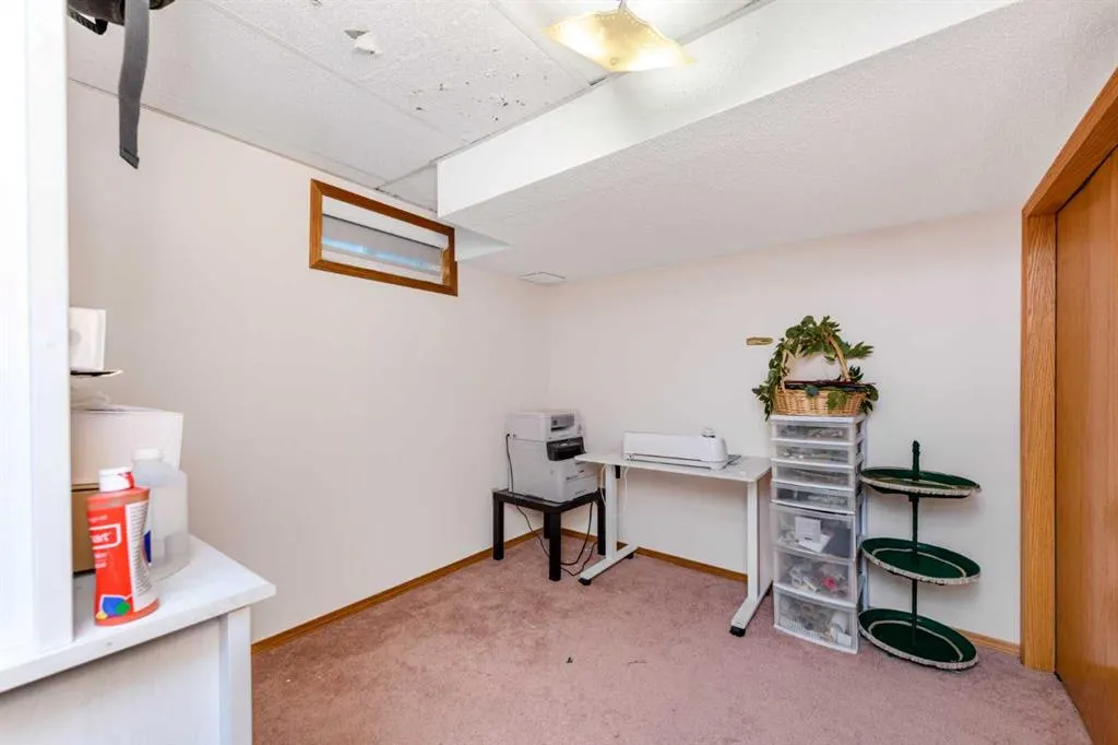 119 Pasadena Green NE