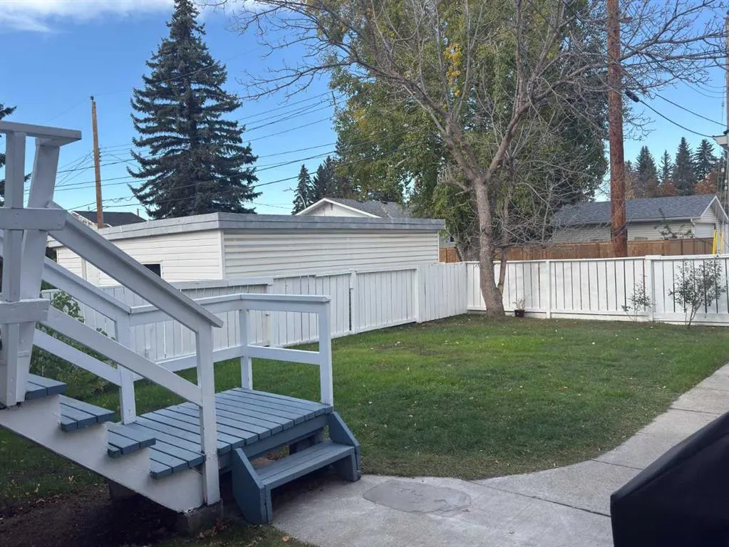5212 Valiant Drive NW