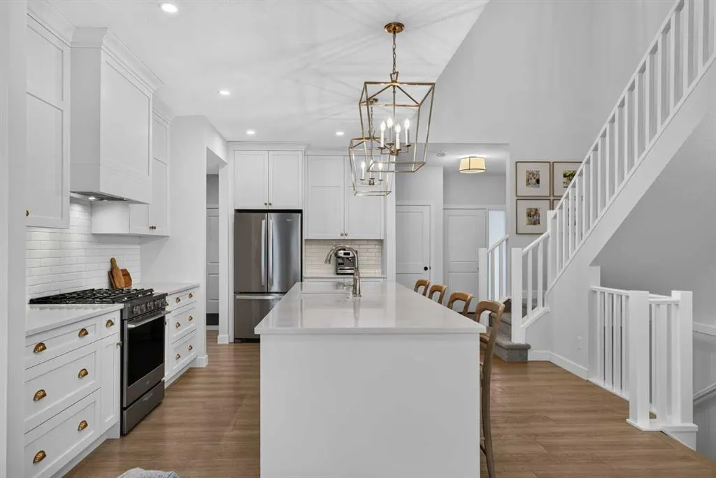 117 Legacy Glen Crescent SE