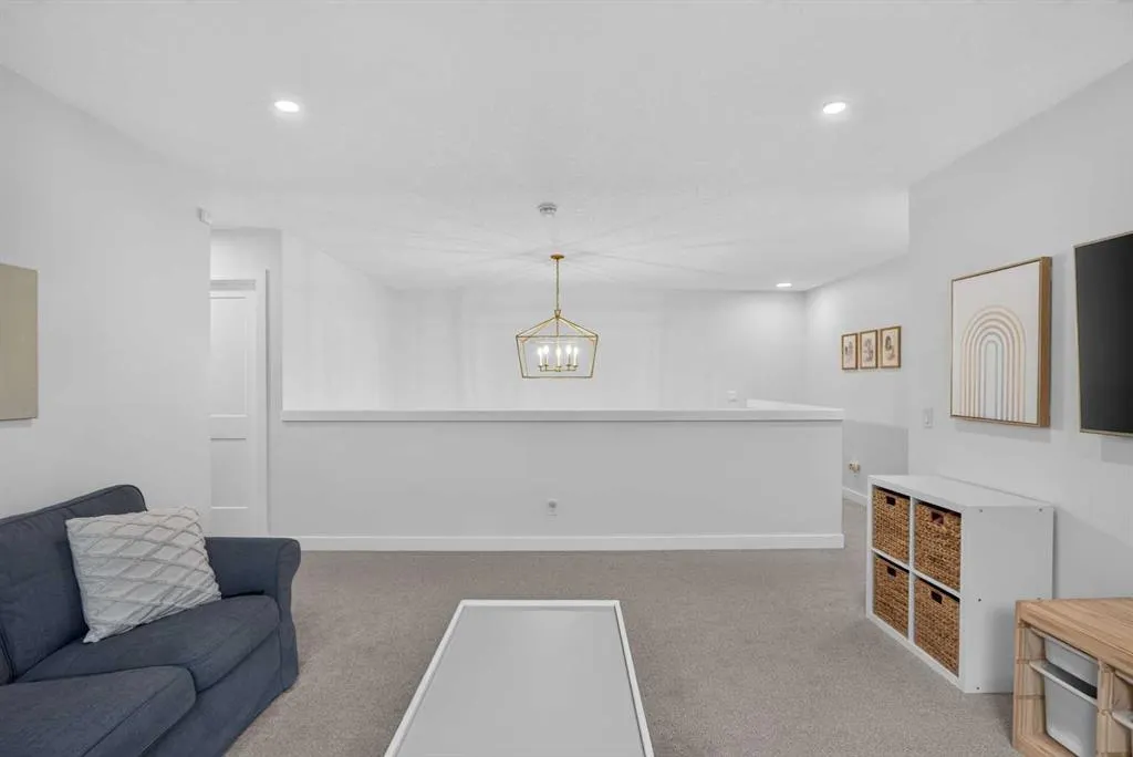 117 Legacy Glen Crescent SE