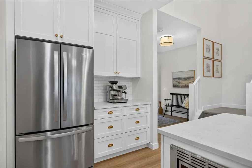 117 Legacy Glen Crescent SE