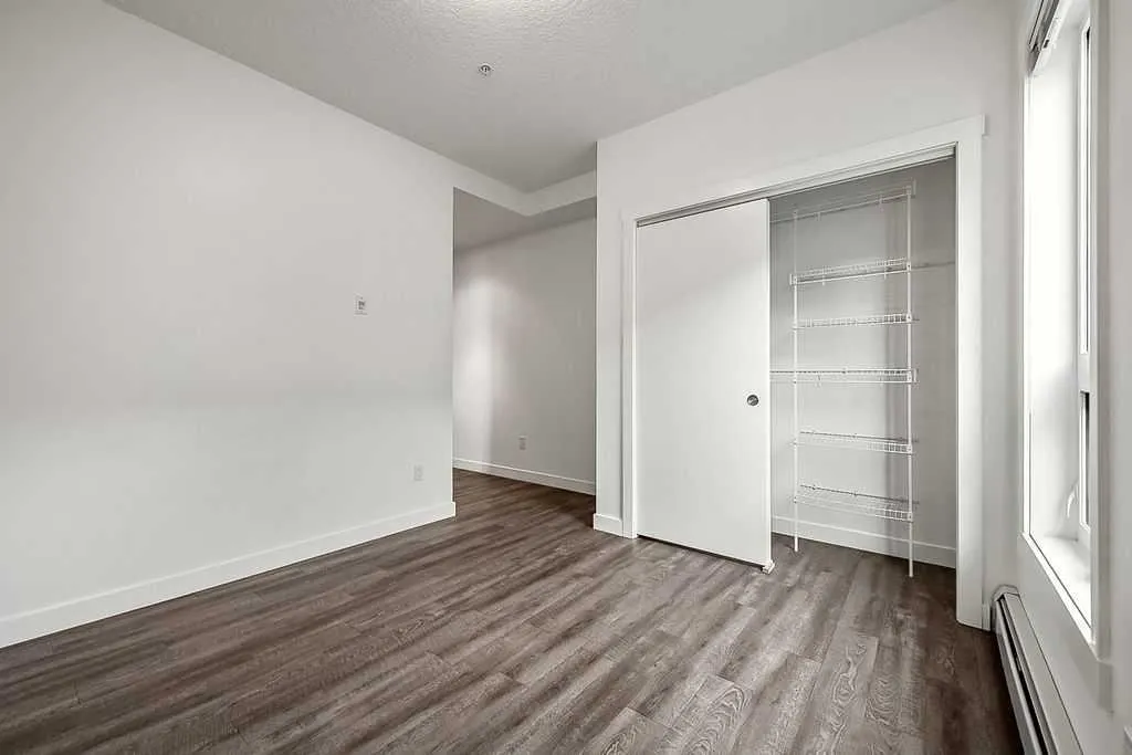811 5 Street NE #312
