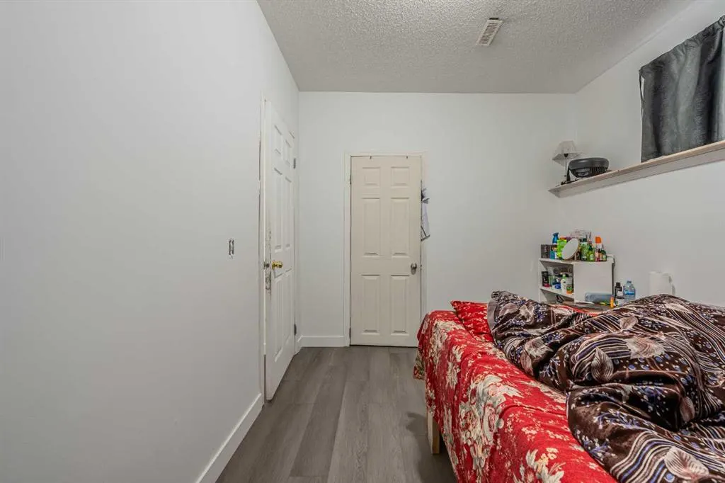 65 Martinvalley Road NE
